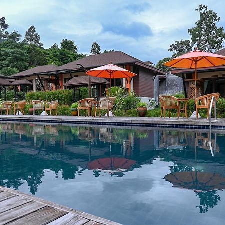Cascade Tara Hotel Na Mueang Екстериор снимка