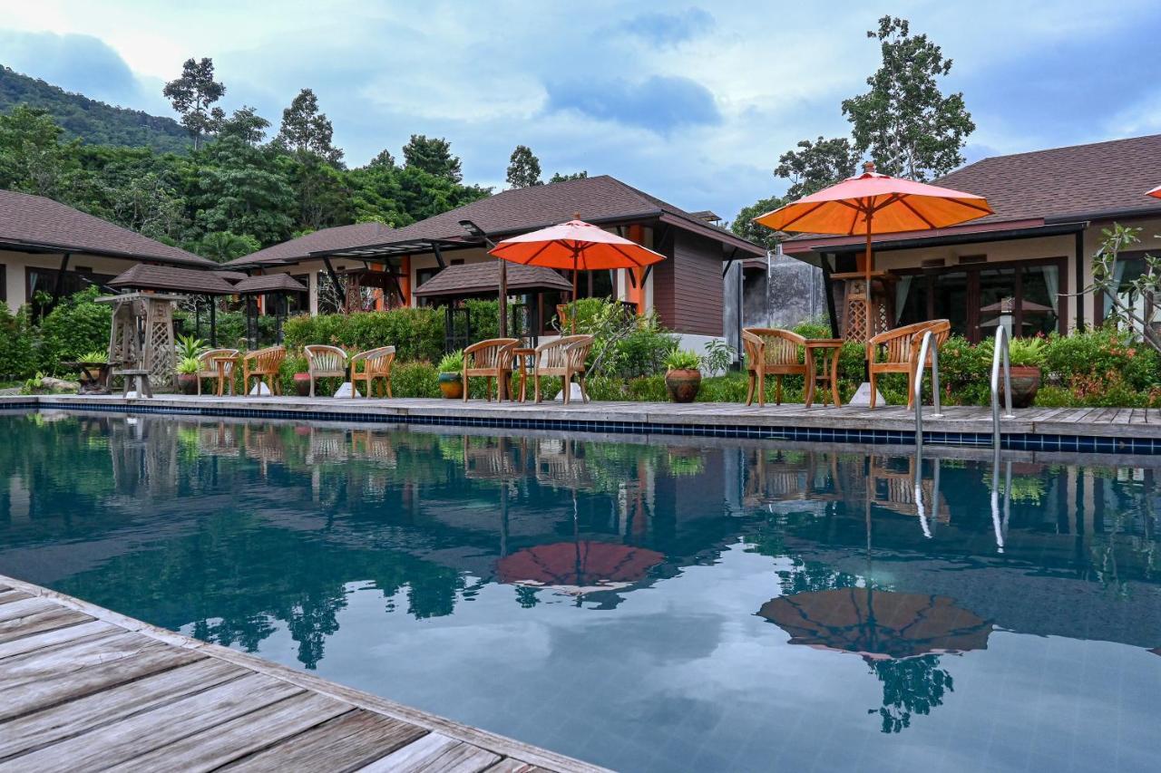 Cascade Tara Hotel Na Mueang Екстериор снимка