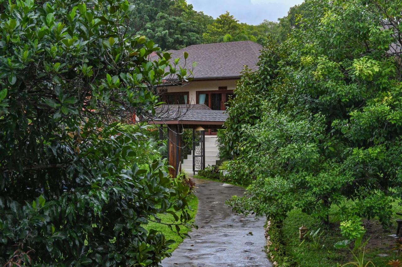 Cascade Tara Hotel Na Mueang Екстериор снимка