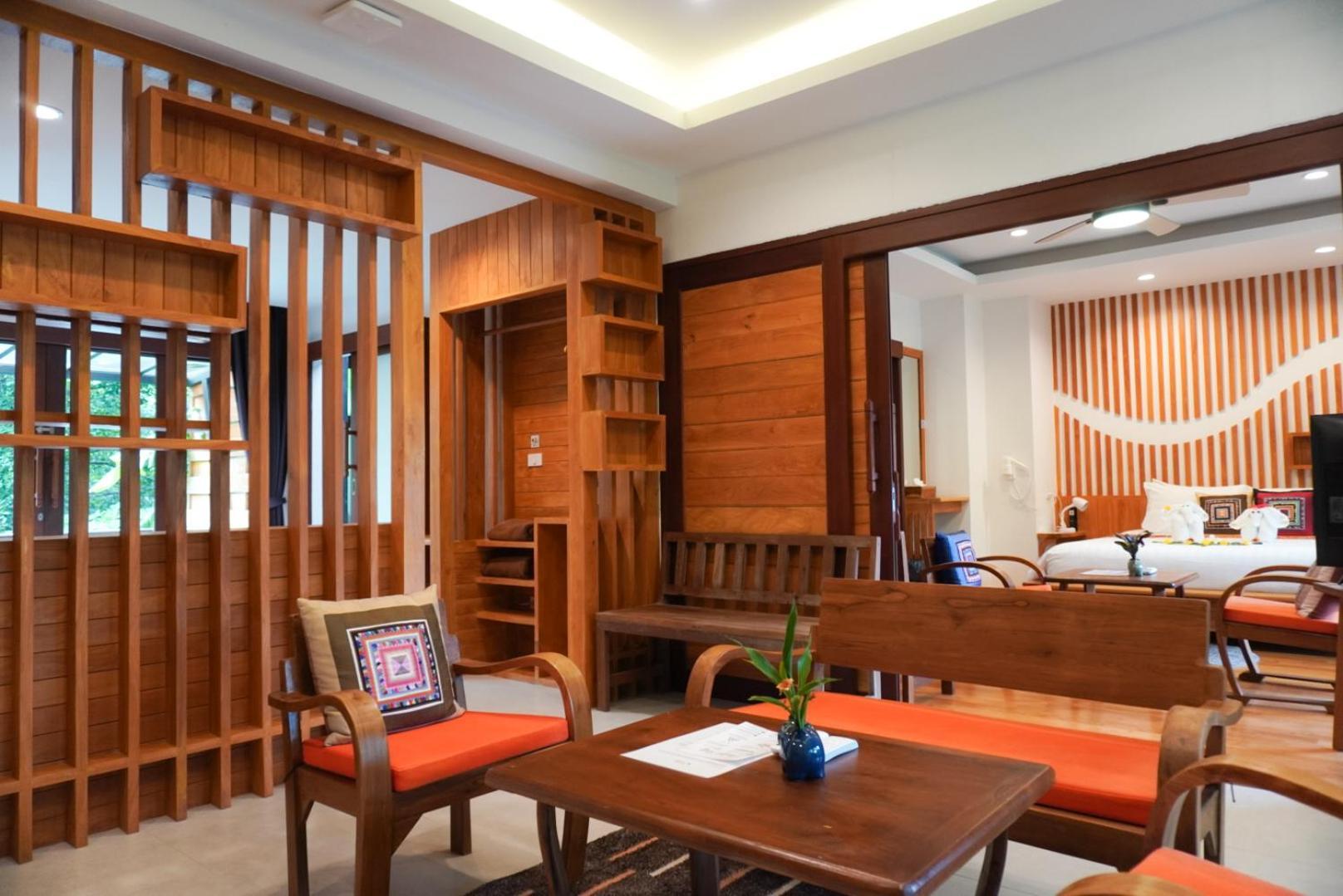 Cascade Tara Hotel Na Mueang Екстериор снимка